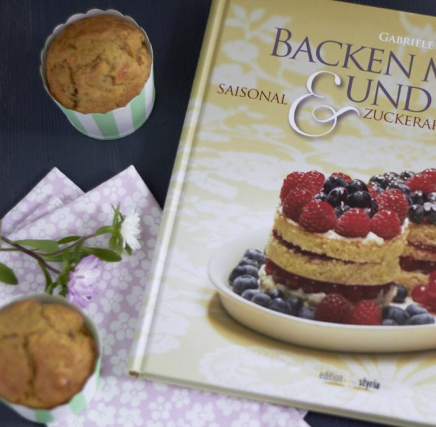 Mein Rezept f&uuml;r M&ouml;hren-Bananen-Muffins - ja, man kann mit Obst und Gem&uuml;se kleine K&uuml;chlein backen und sie schmecken total lecker! Toll zum Sonntagskaffee!