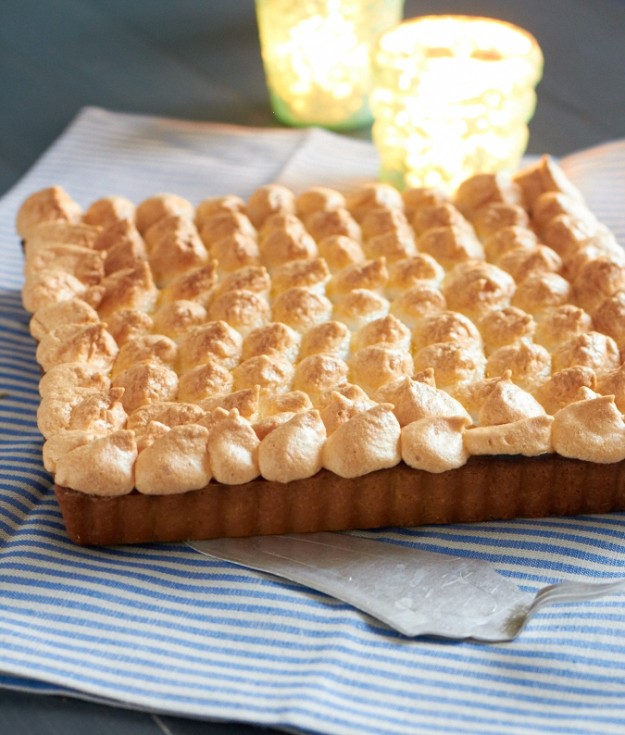 Ein etwas anderer Zitonenkuchen: Eine Zitronentarte mit Baiser - super lecker!