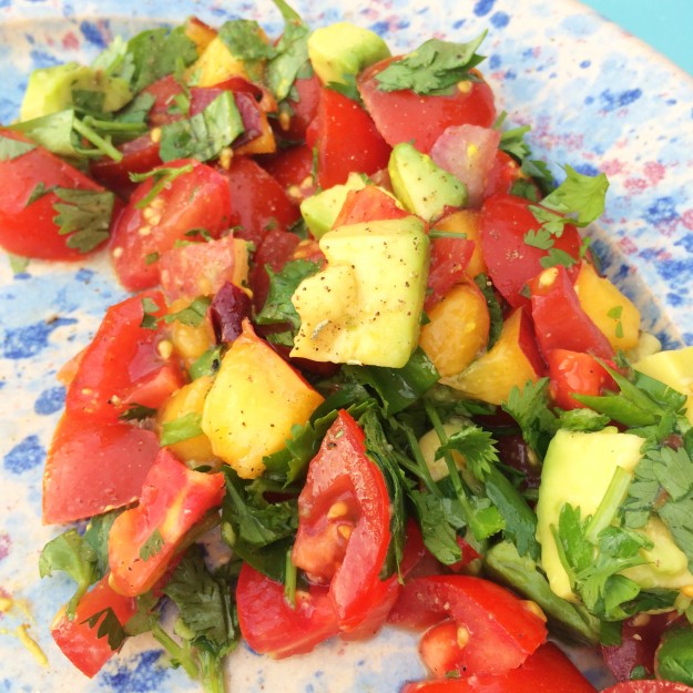 Avocado Koriander Tomaten Nektarinen Salat, Salat zum Grillen
