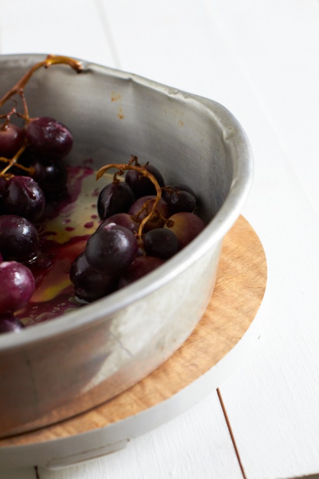 Hier findet ihr das Rezept für eine spätsommerliche süße Ziegenkäsetarte mit Trauben vom Tastesheriff! Das läuft einem beim lesen schon das Wasser im Mund zusammen!