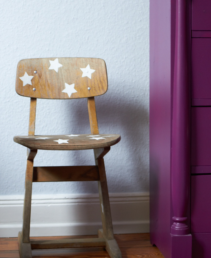 Kinderstuhl DIY Sterne https://www.tastesheriff.com/