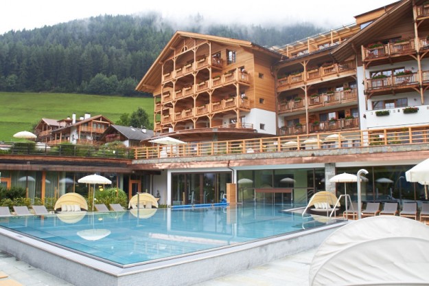 Suedtirol Sonnenwies Familenurlaub