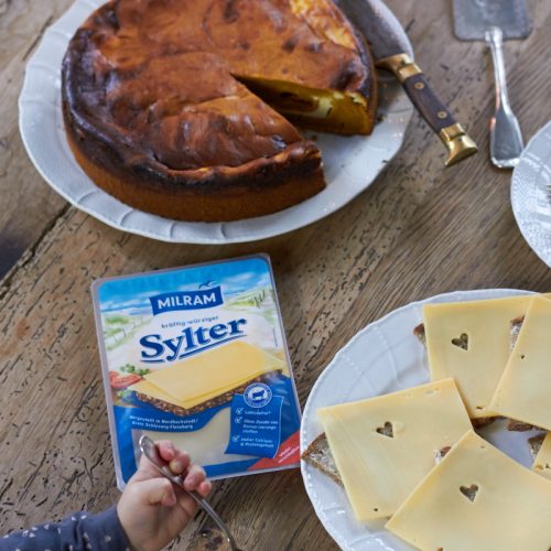 Kürbiskuchen und Käsebrot - eine nordfriesische Kaffeezeit.