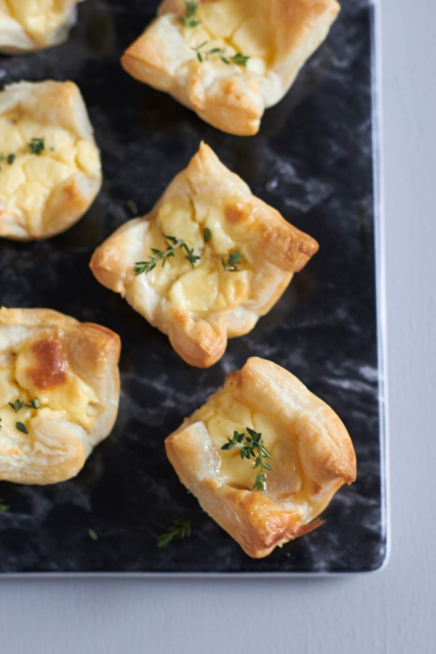 Schnell gemachte Mini-Frischk&auml;se-Quiches die auf jeder Party ein Highlight sind.