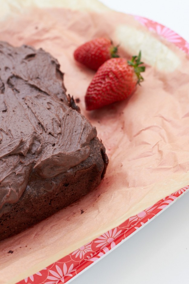 Saftiger Brownie mit leckerem Schokofrosting.