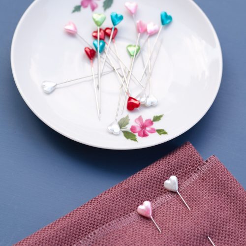 DIY Nadelteller mit Magneten, damit die kleinen Nadeln nicht mehr verloren gehen.