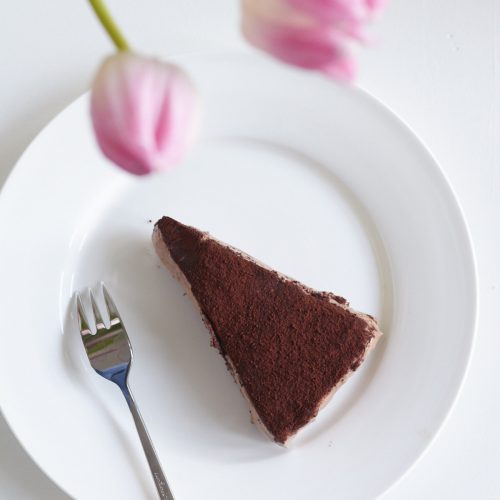Das beste Käsekuchen Rezept, man muss ihn nicht mal backen und dann ist er auch noch mit Schokolade! Der beste Cheesecake der Welt!