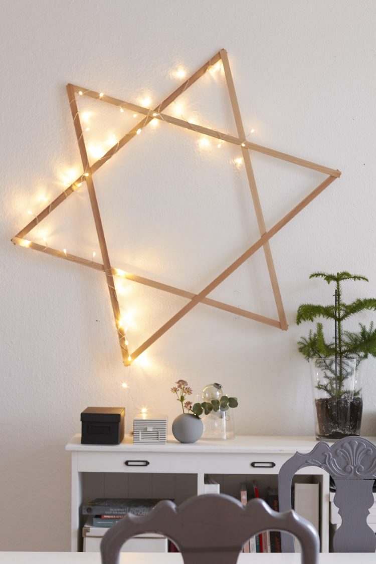 Leuchtender Stern - Wanddeko sorgt für Weihnachtstimmung
