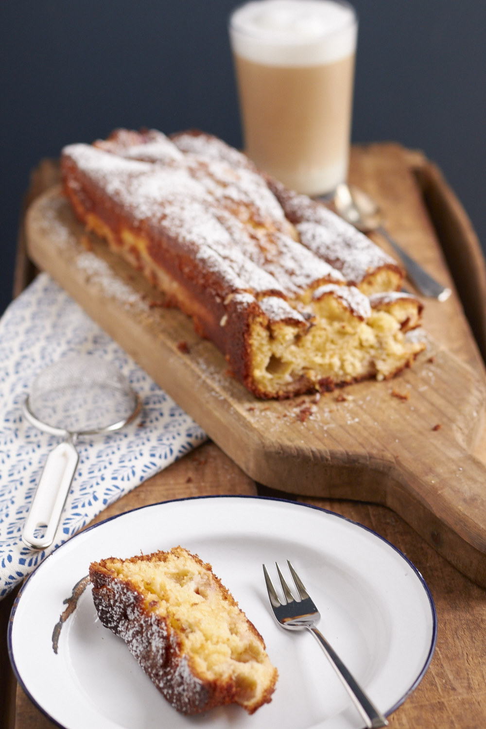 ein schneller Rhabarber-Rührkuchen | tastesheriff