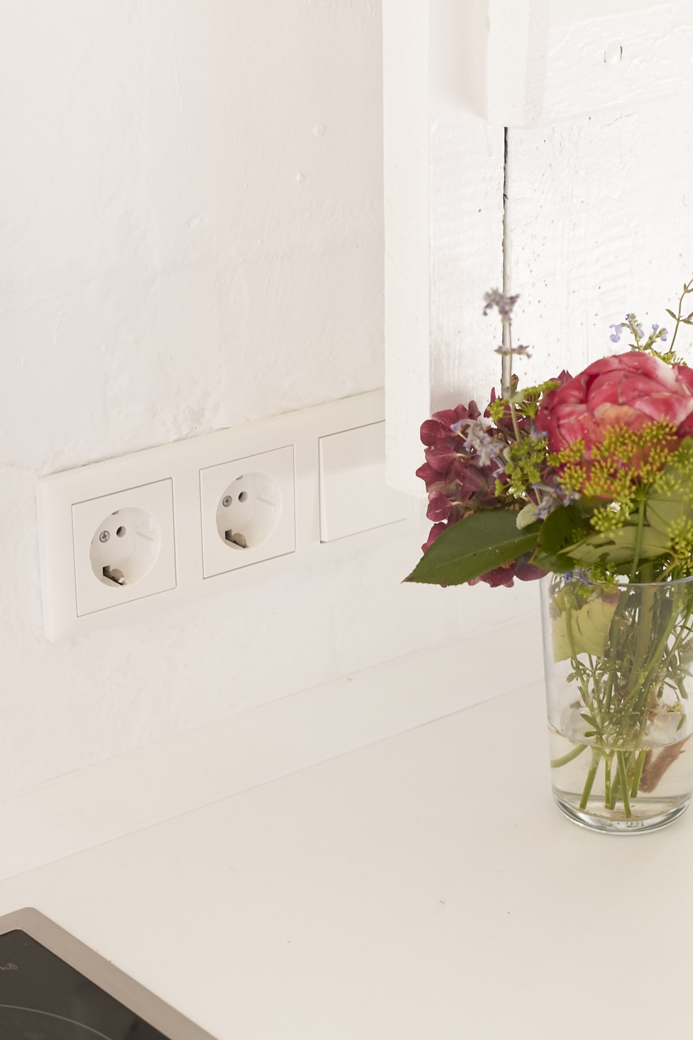 Baustellenupdate - Wie ist das mit der Elektrik? Die Entscheidung f&uuml;r Steckdosen, Lichtschalter und Unterputzradios
