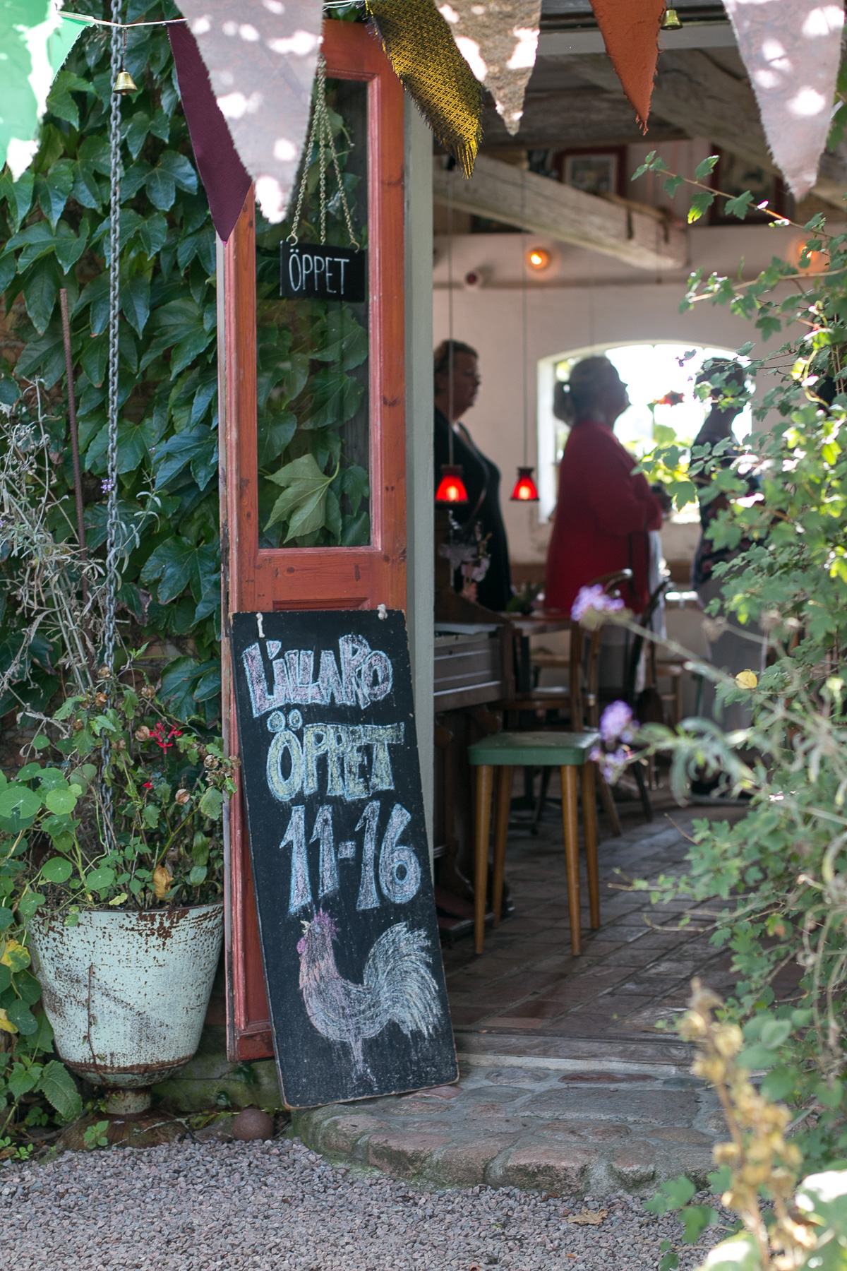 Gartencafe Schweden - Lillaro Cafe Skåne Bei Euch steht ein Urlaub in Schweden an? Vielleicht sogar in Südschweden? Dann lasst Euch von mir schon mal in die schönsten Gartencafés vor Ort mitnehmen!