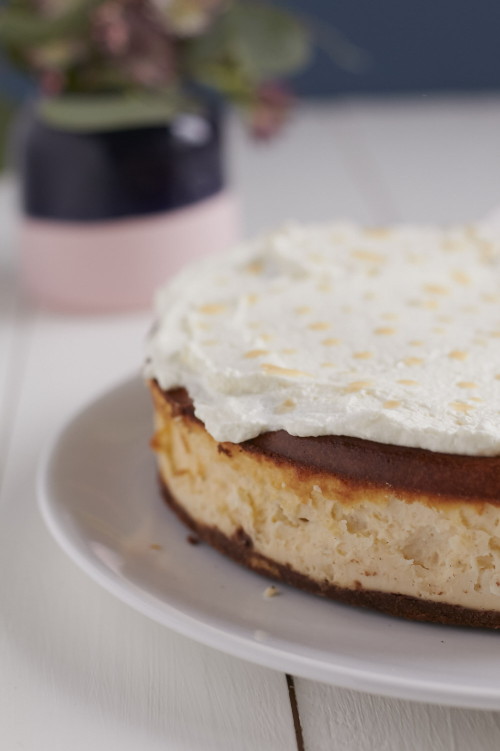 K&auml;sekuchen mal anders - ein k&ouml;stliches Rezept mit Eierlik&ouml;r und Schokoladen-Keksboden