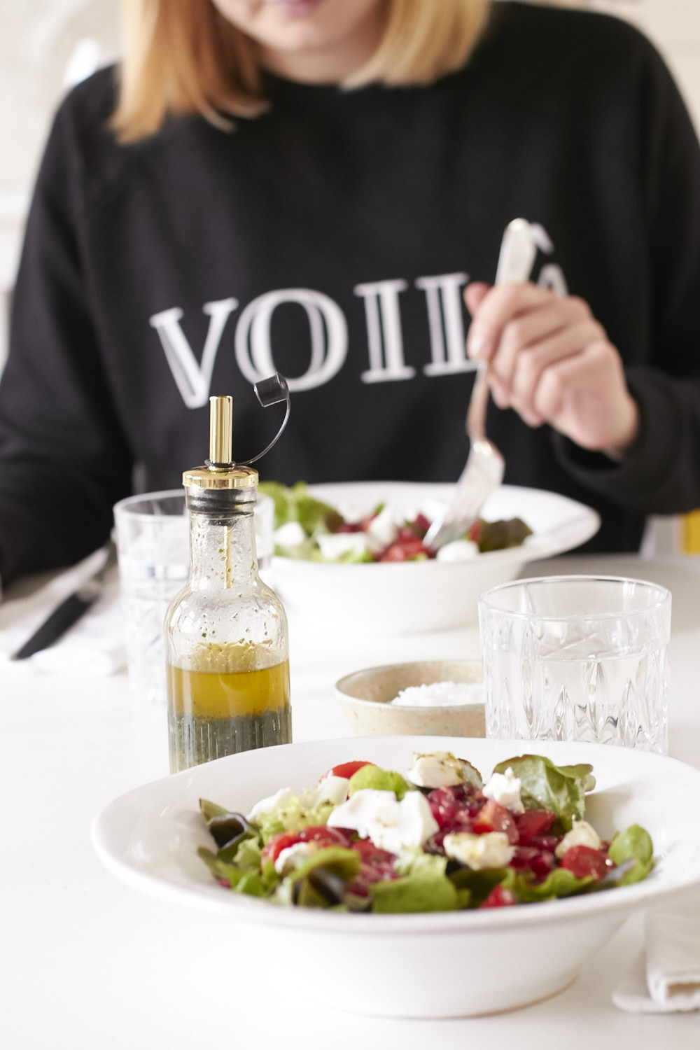 Ein leckeres Salatdressing Rezept mit Minze und Zitrone. Fruchtig und erfrischend lecker.