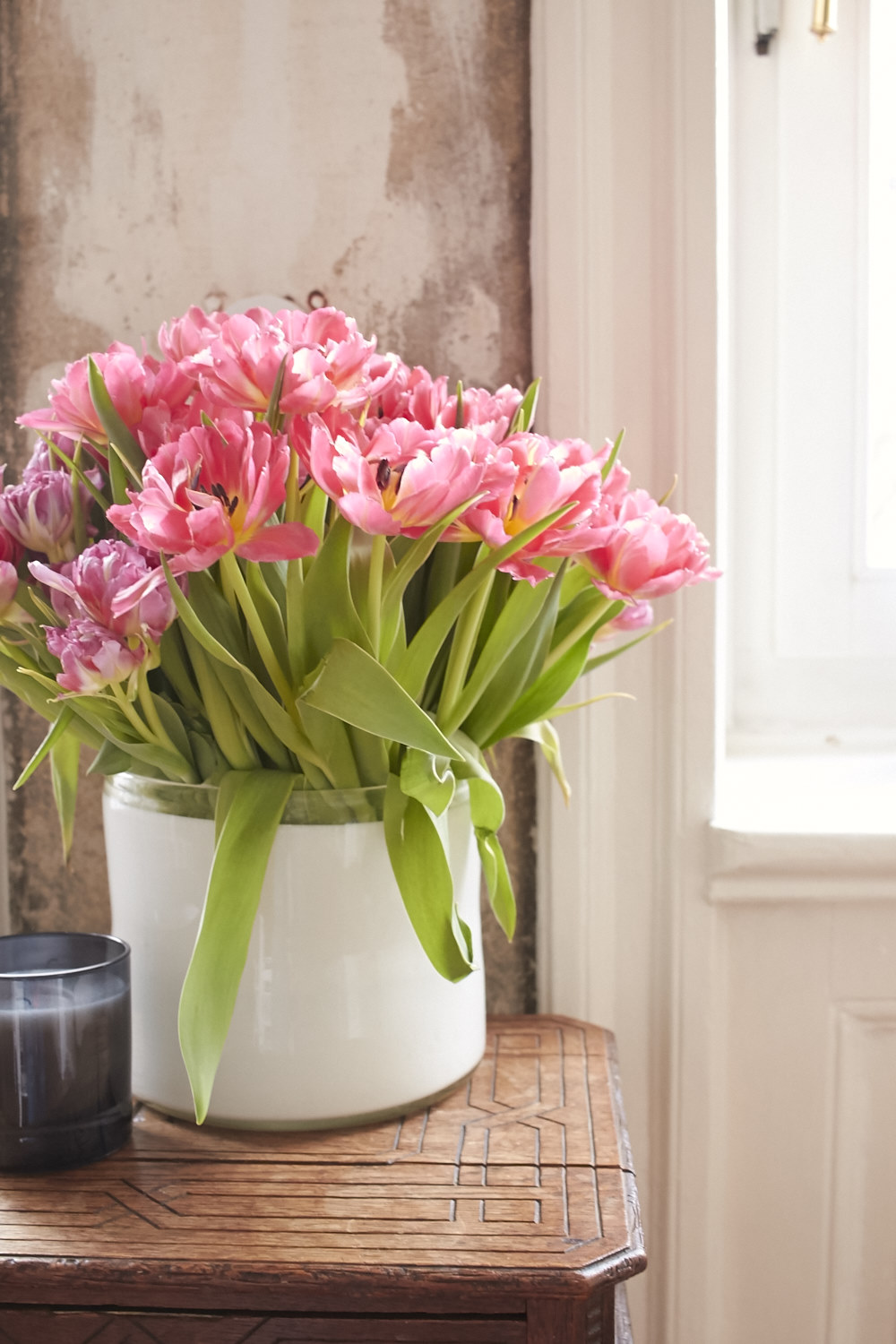 Das gro&szlig;e Esszimmer Umstyling - mit Rohputzw&auml;nden und neuen St&uuml;hlen.