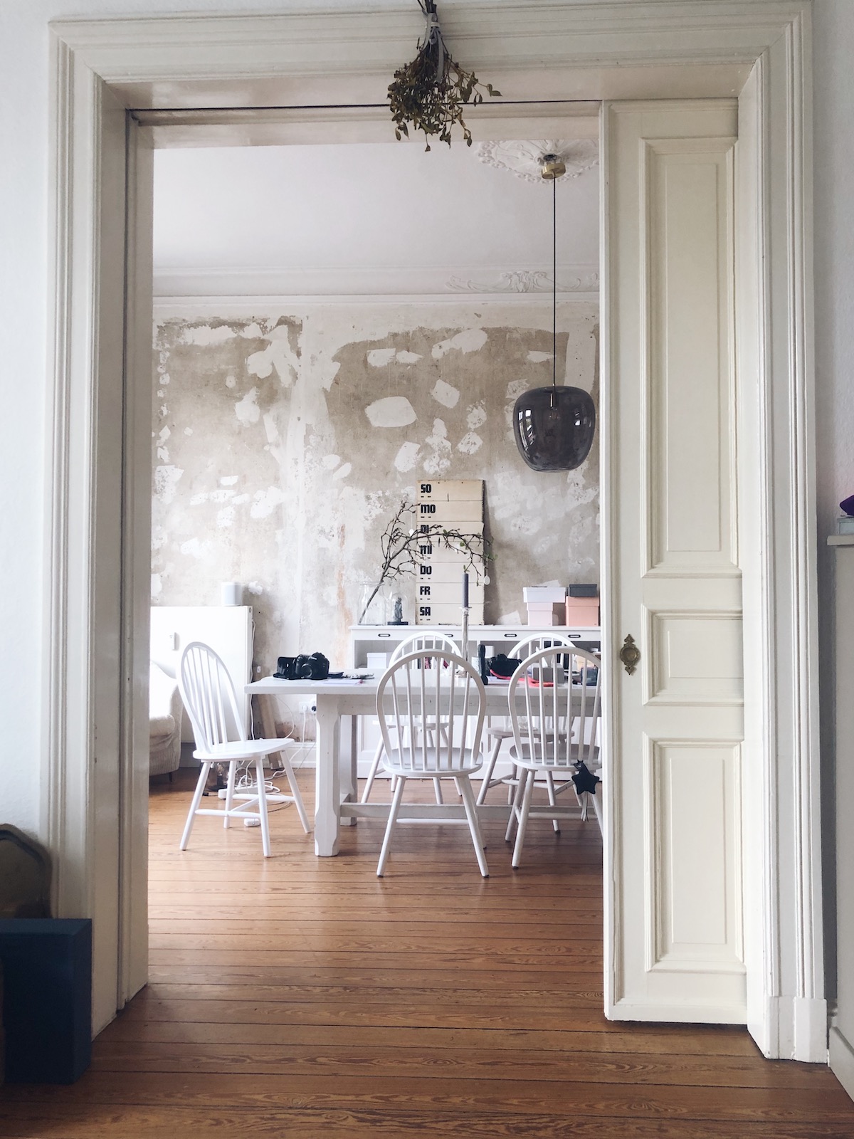 zwischen Schreibtisch, M&uuml;digkeit und &Uuml;bernachtungspartys - mein 12von12 am 12. April 2019