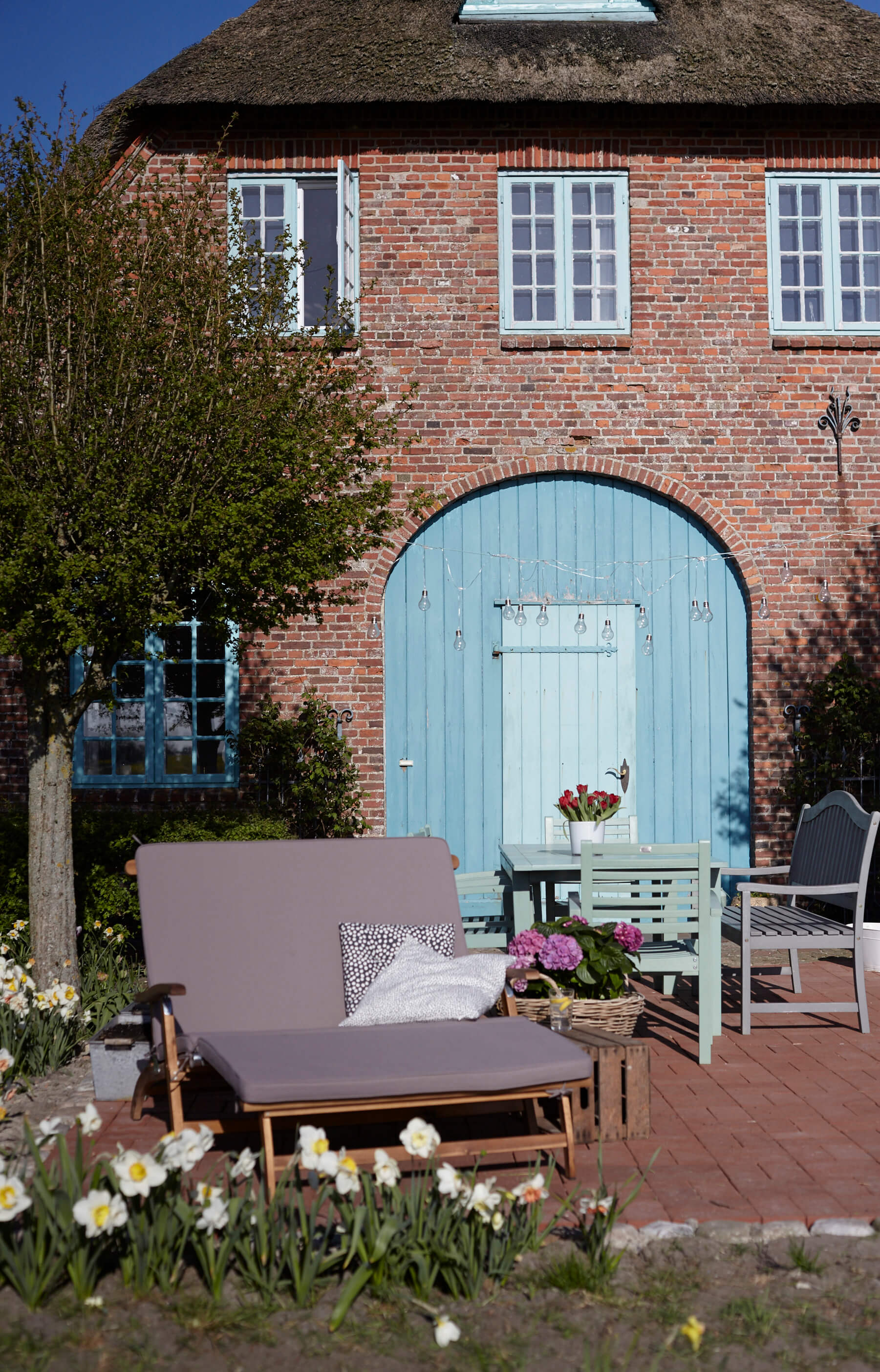 Unsere neue Terrasse und extrabreiter Liegestuhl