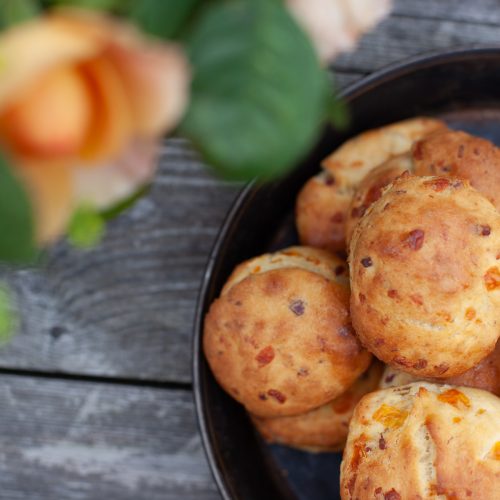 leckere Cheddar Bacon Scones