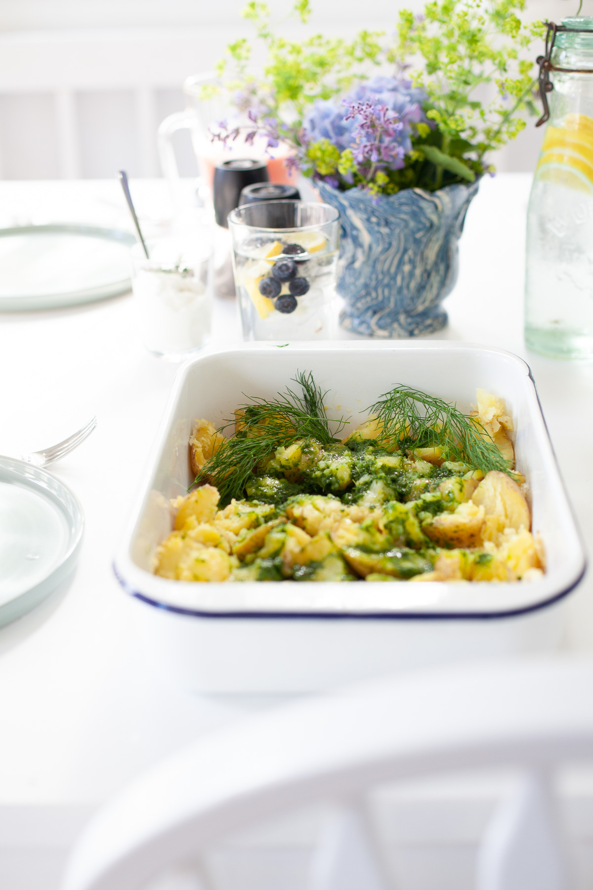 Schwedische Kartoffeln mit Dill sind ne super Beilage zum Grillen, sie schmecken toll kalt oder warm und lassen sich so auch prima mitnehmen f&uuml;r ein Buffet.