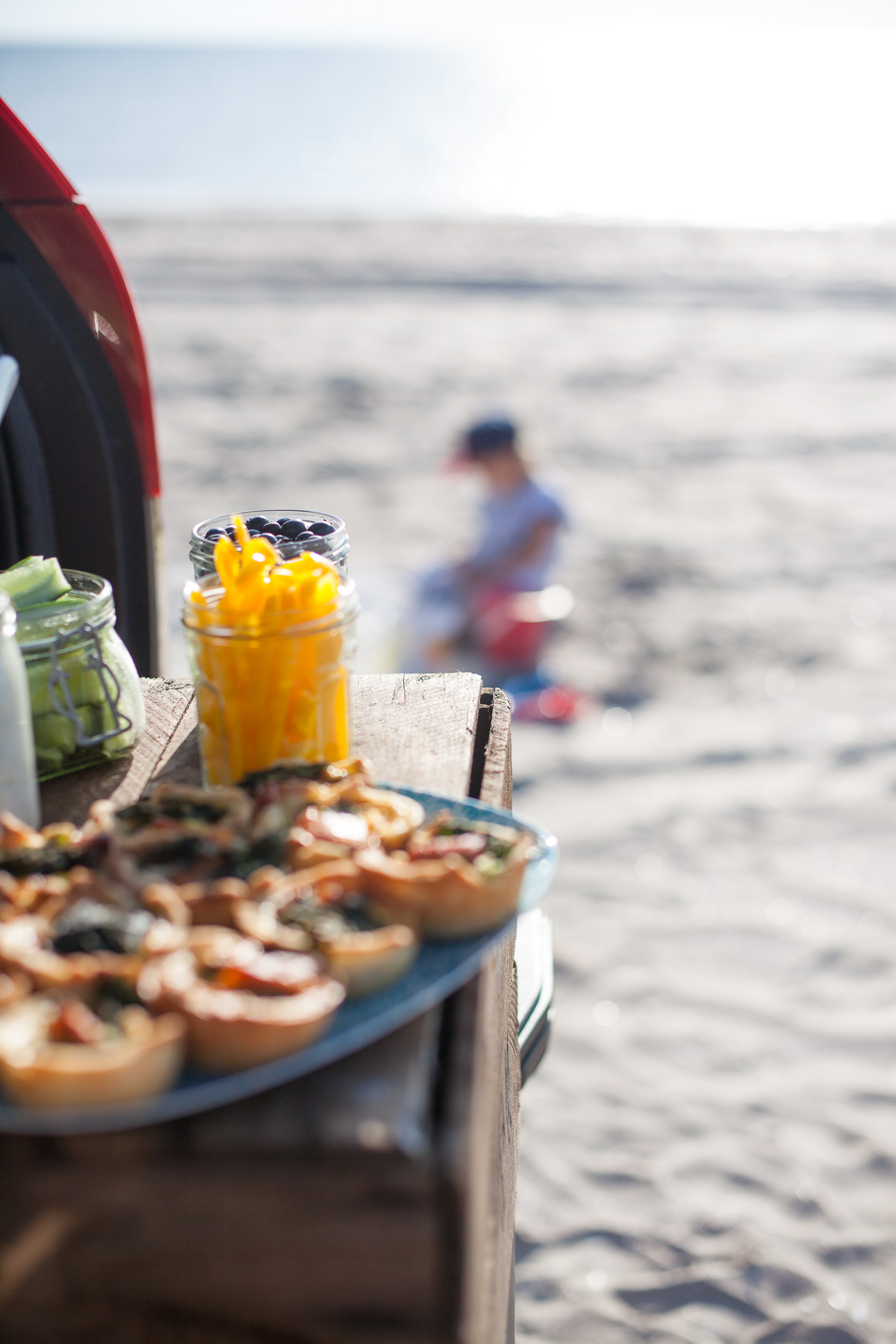 Abendessen am Meer - mit leckeren Lachs-Miniquiches mit Stremel Lachs und Momenten für die Ewigkeit Wir hatten ein tolles Abendessen am Meer mit leckeren Miniquiches mit Stremel Lachs. Eine Quiche ist schnell vorbereitet und gut mitzunehmen für ein Picknick.