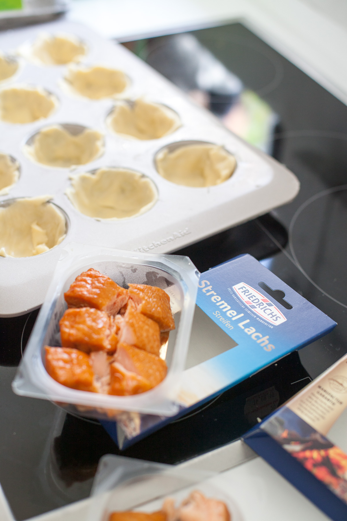 Abendessen am Meer - mit leckeren Lachs-Miniquiches mit Stremel Lachs und Momenten für die Ewigkeit Wir hatten ein tolles Abendessen am Meer mit leckeren Miniquiches mit Stremel Lachs. Eine Quiche ist schnell vorbereitet und gut mitzunehmen für ein Picknick.