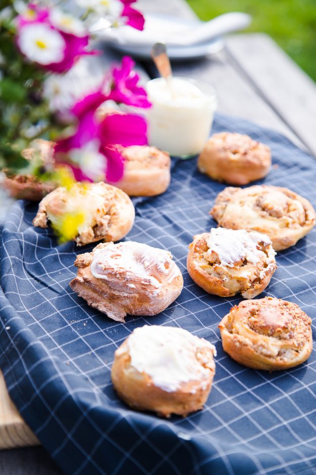 Unterwegs zur Apfelernte im Alten Land und dazu ein leckeres Apfel-Zimtschnecken Rezept