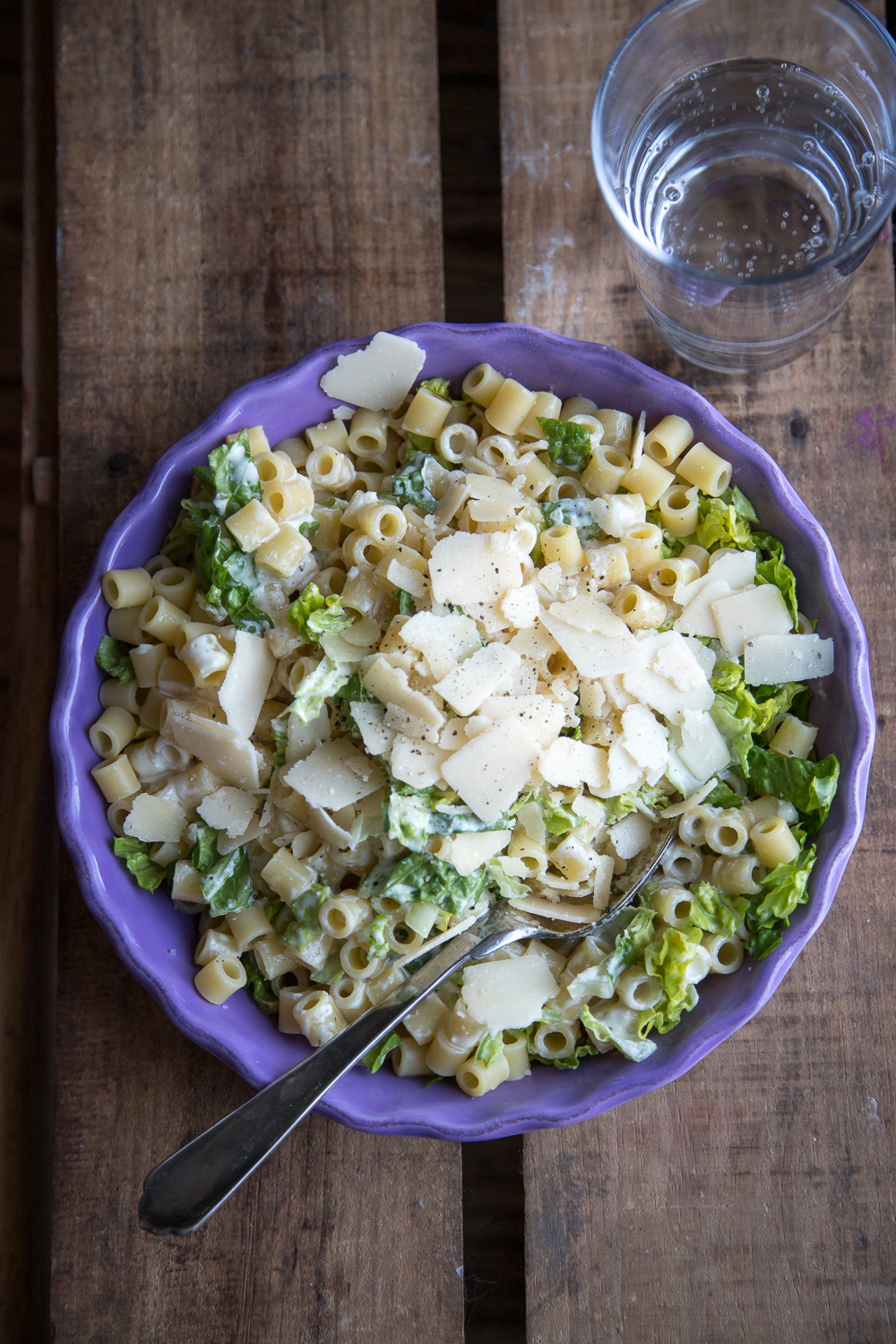 Schneller Caesars Salat mit Nudeln | tastesheriff