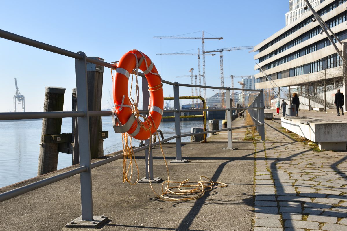 Unten am Hafen - unterwegs mit Urte von Soetsaker durch sch&ouml;ne Orte in Hamburg