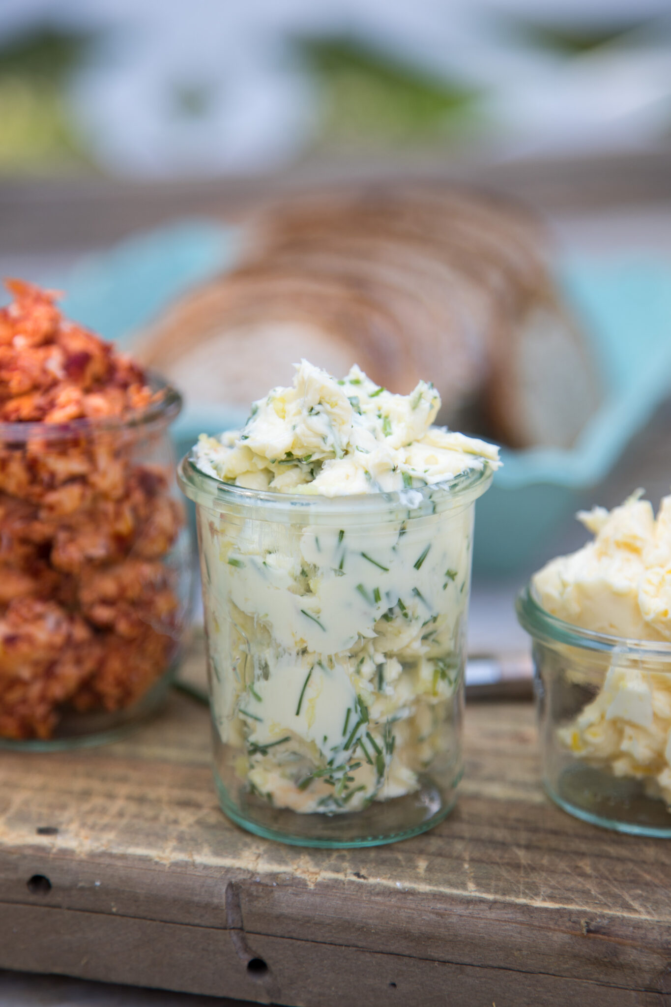 Ideal zum Grillen – viererlei Kräuterbutter | tastesheriff