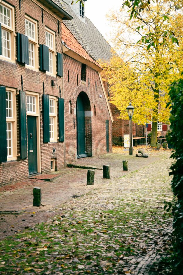 Zum Wildessen im Achtenhoek - mit einem Besuch in der kleinen Stadt Bronkhost