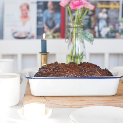 An Wochenenden genießen wir das gemeinsame Frühstück immer sehr. Da darf es auch gerne mal etwas ausgefallener sein und es gibt zum Beispiel Frühstückskuchen.