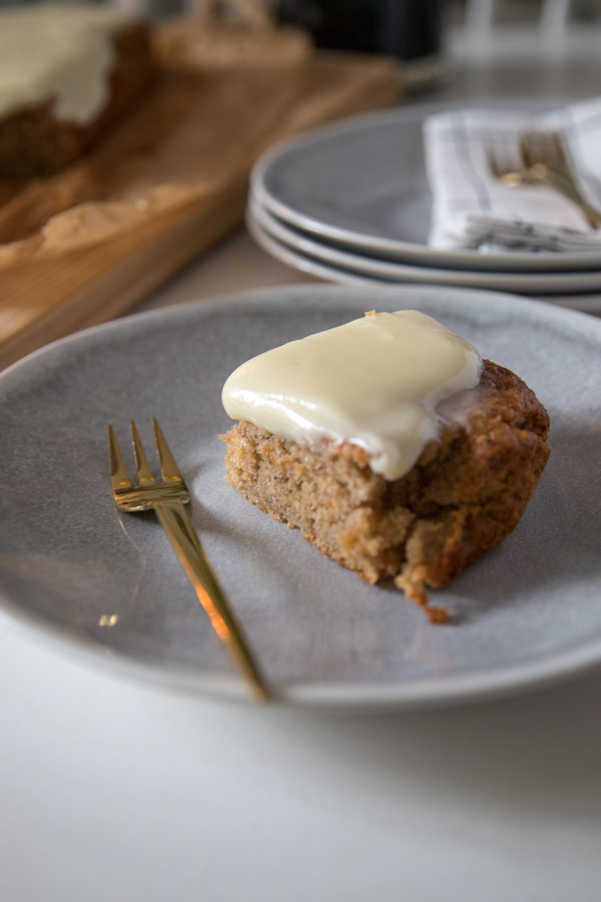 Apfel-Gewürzkuchen mit Frischkäsefrosting am Sonntag