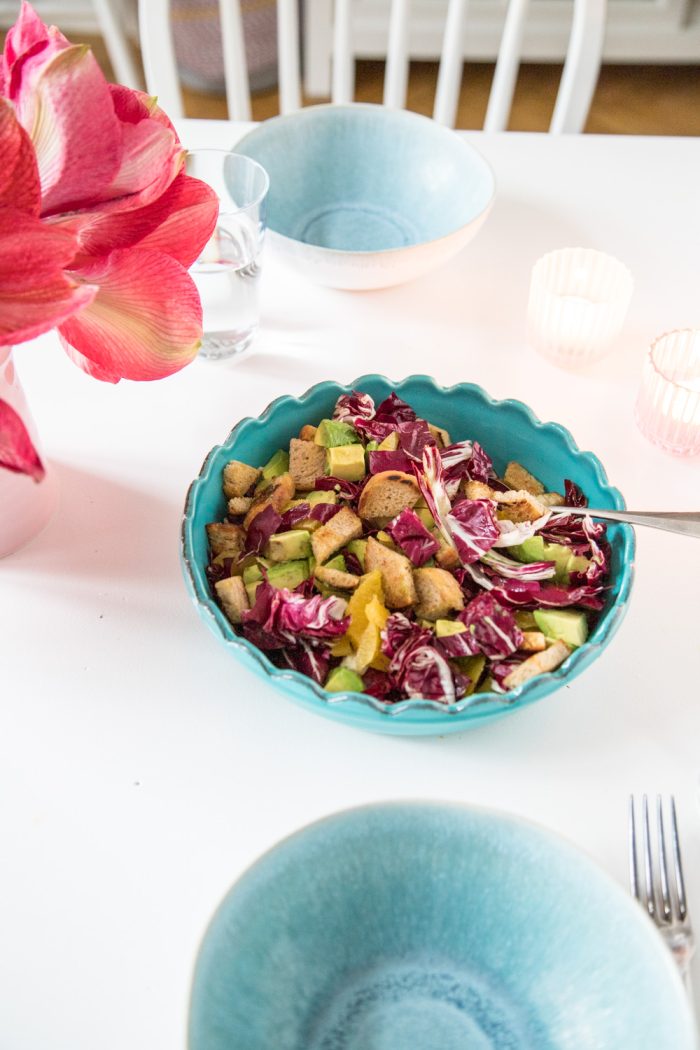 Winterlicher Brotsalat mit Radicchio | tastesheriff