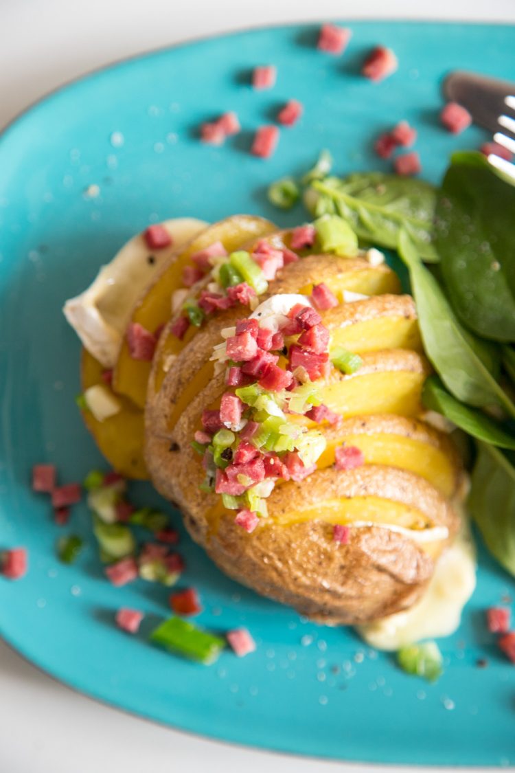 einfache und leckere Fächerkartoffeln mit Camembert Füllung