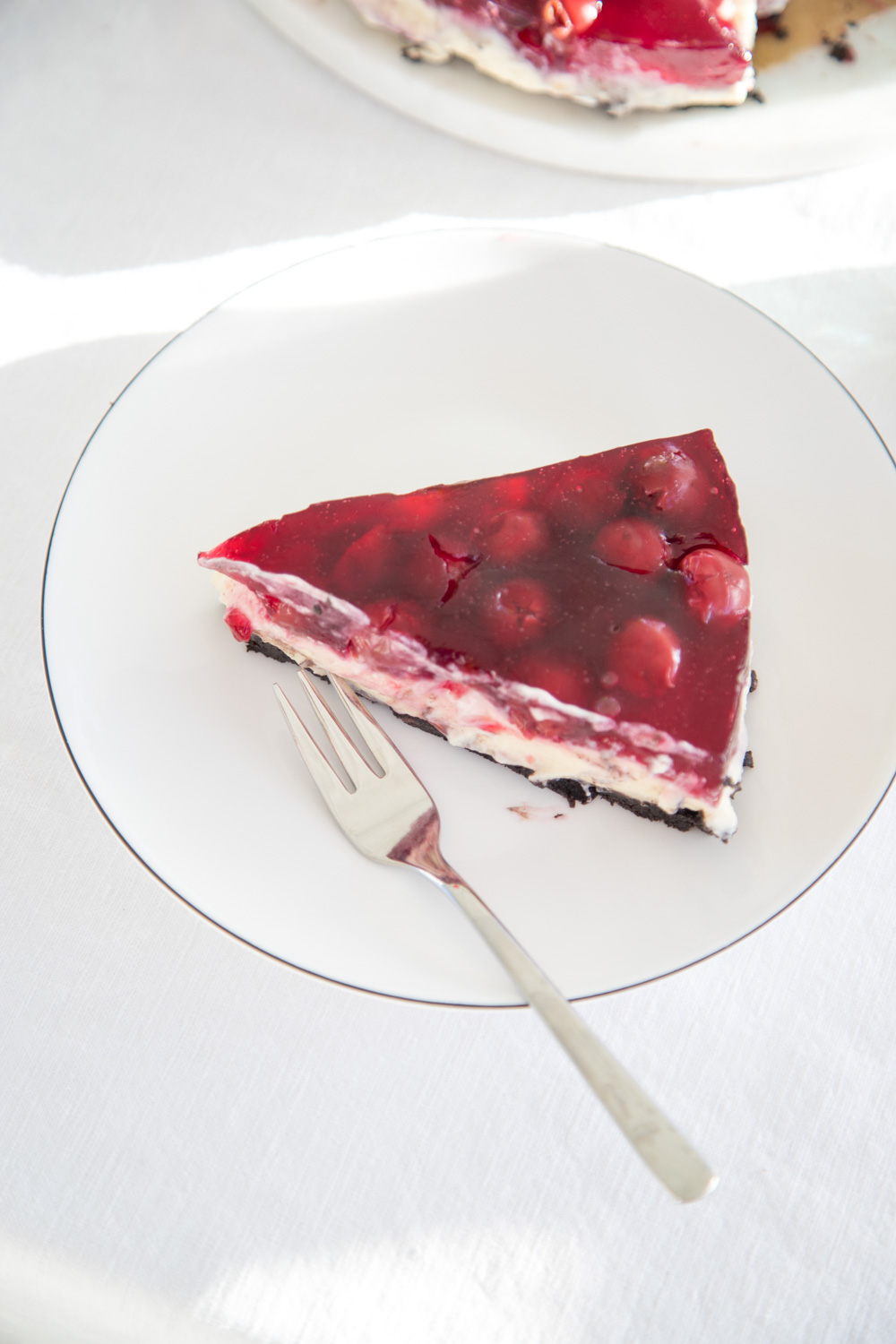 Kirsch-Schmand-Kuchen mit Oreo Boden-1447 | tastesheriff