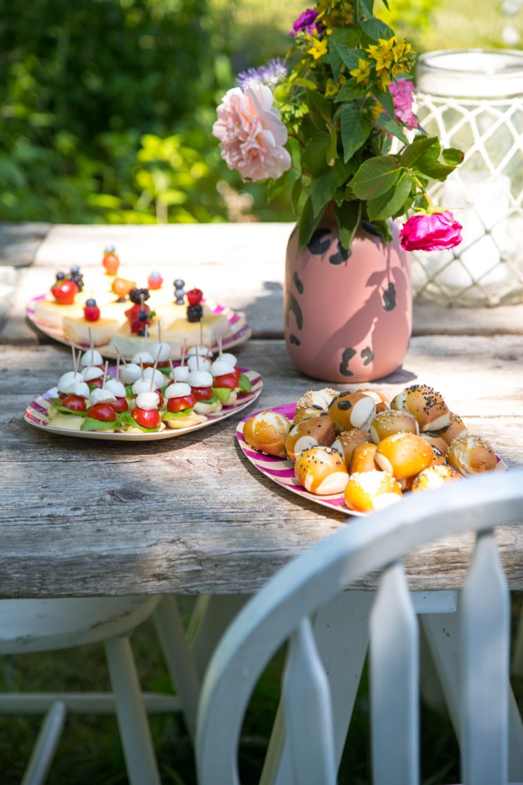 Dreierlei Mitbringsel- Perfekt vorbereitet für Schulfeste, Sommer- und Gartenpartys. Sie gehen schnell, Ihr benötigt wenige Zutaten und alle machen was her!