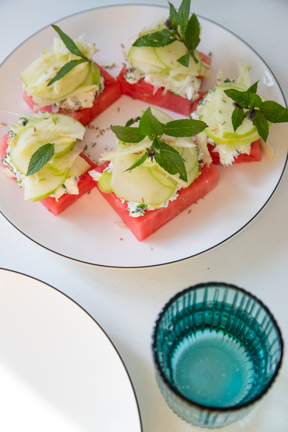 Wassermelone mit Ziegenkaese Fenchel und Apfel-0046 | tastesheriff