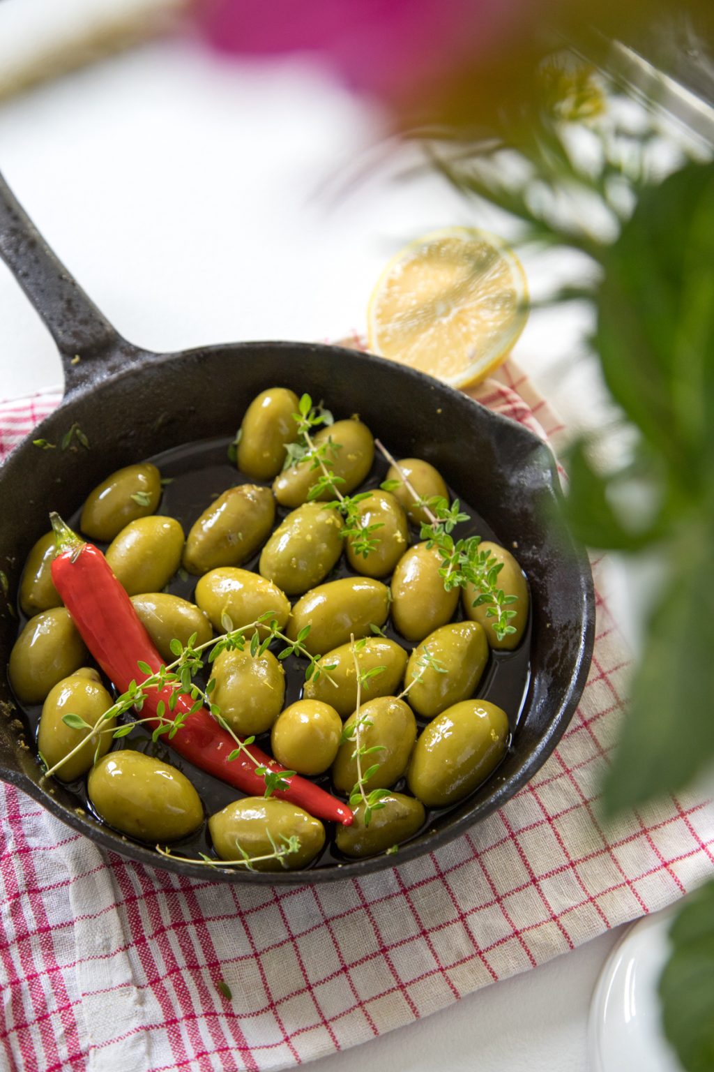 Warme Zitronen-Oliven nach Donna Hay | tastesheriff Warme Zitronen-Oliven nach Donna Hay | tastesheriff