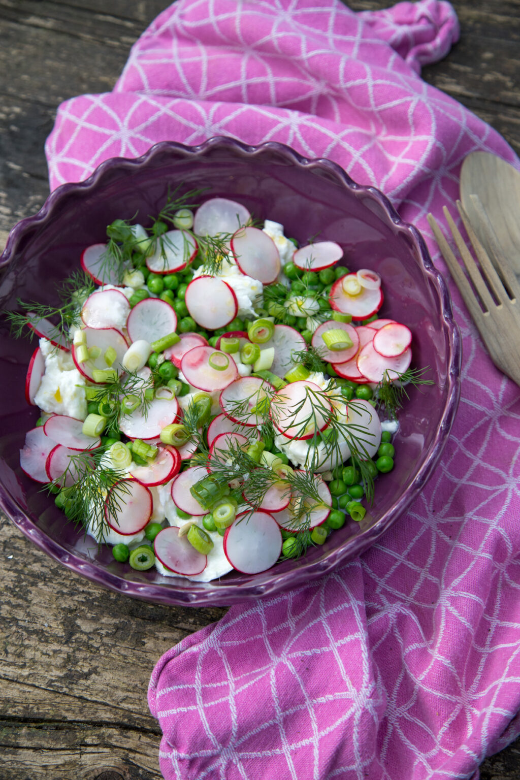 Ein leckeres Frühlingsrezept: Radiesche- Erbsen Salat