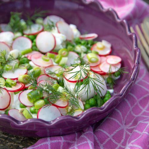Salat aus Edamame, Quinoa und Erbsen mit Asia Dressing