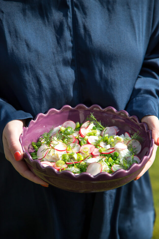 Sim-Sa-Salat-Radieschen Erbsen Salat! Wenn der nicht nach Frühling ruft. Die Zusammenstellung ist einfach, aber geschmacklich macht dieser Salat richtig was her