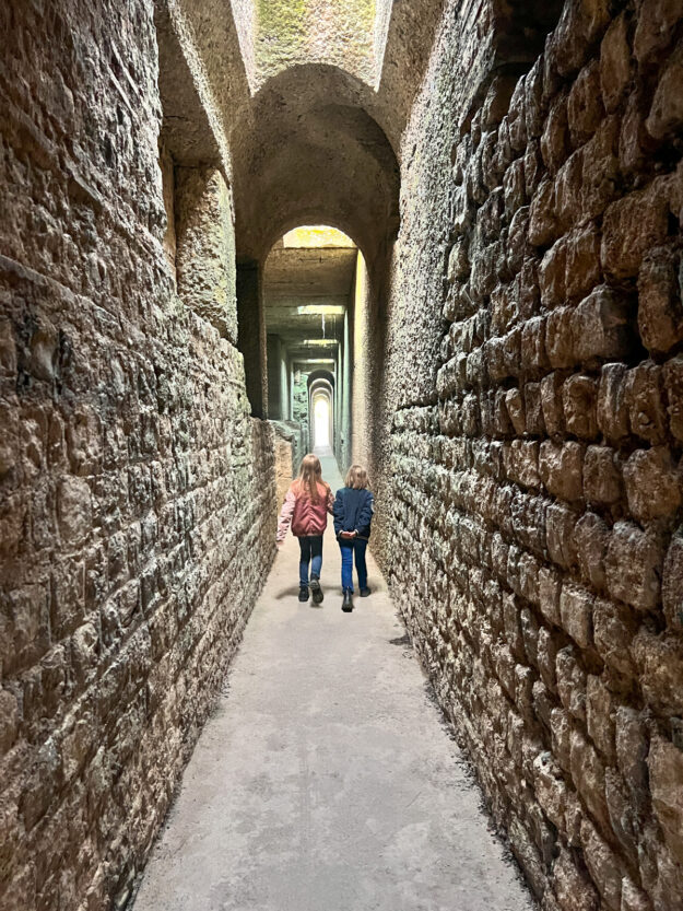 In den Herbstferien habe ich eine Deutschlandreise mit meinen Töchtern - von Hamburg über Wuppertal, Trier an die Mosel.. und noch weiter! Kommt mit auf die Reise