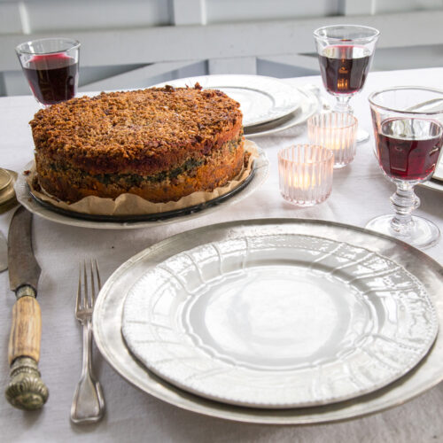 Entdeckt mein Rezept für den köstlichen Nusskuchen als perfekte Beilage zum Weihnachtsessen. Perfekt vorzubereiten, mal was anderes und ideal für die Festtage!