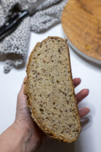 glutenfreies Sauerteigbrot aus dem Gusseisentopf