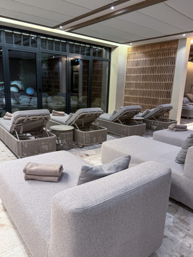 Ein Wochenende im Alter Meierhof an der Flensburger Förde: neue Hof-Therme, herzlicher Service und 2-Sterne-Kulinarik im Restaurant Meierei.