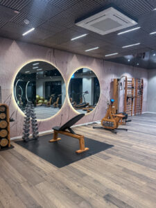 Ein Wochenende im Alter Meierhof an der Flensburger F&ouml;rde: neue Hof-Therme, herzlicher Service und 2-Sterne-Kulinarik im Restaurant Meierei.